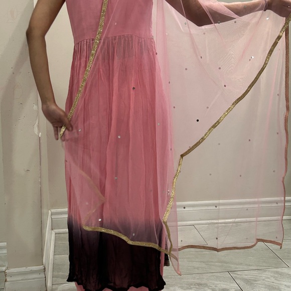 Indian designer clothes - Picture 12 of 16